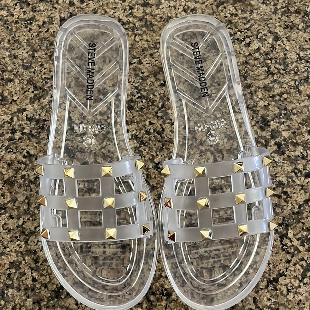 Steve Madden Jelly Gold studded Sandals. Like new
